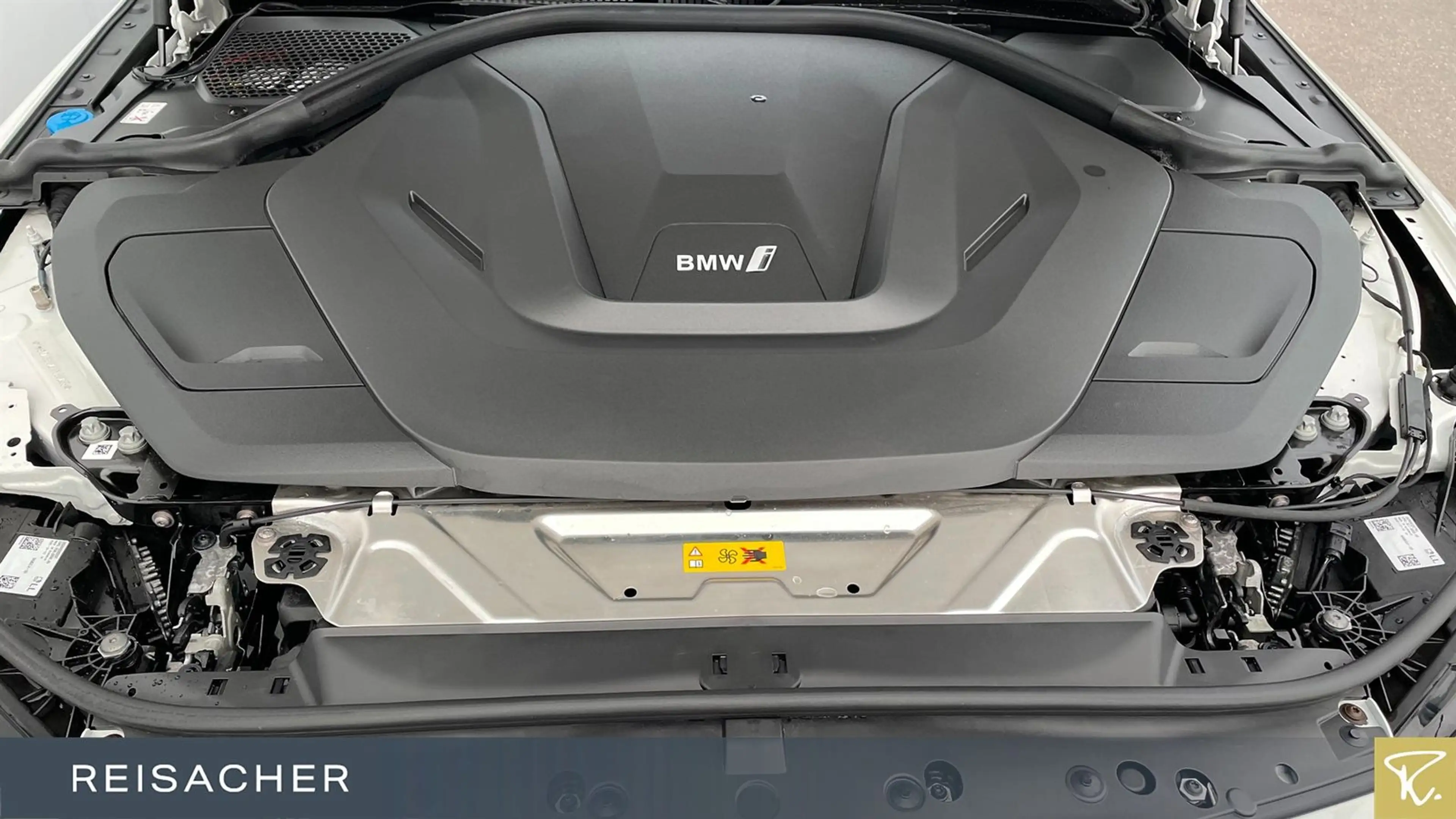 BMW i4 M60 xDrive M-Sport PRO AHK LCPro HUD ACC 360° — photo 7