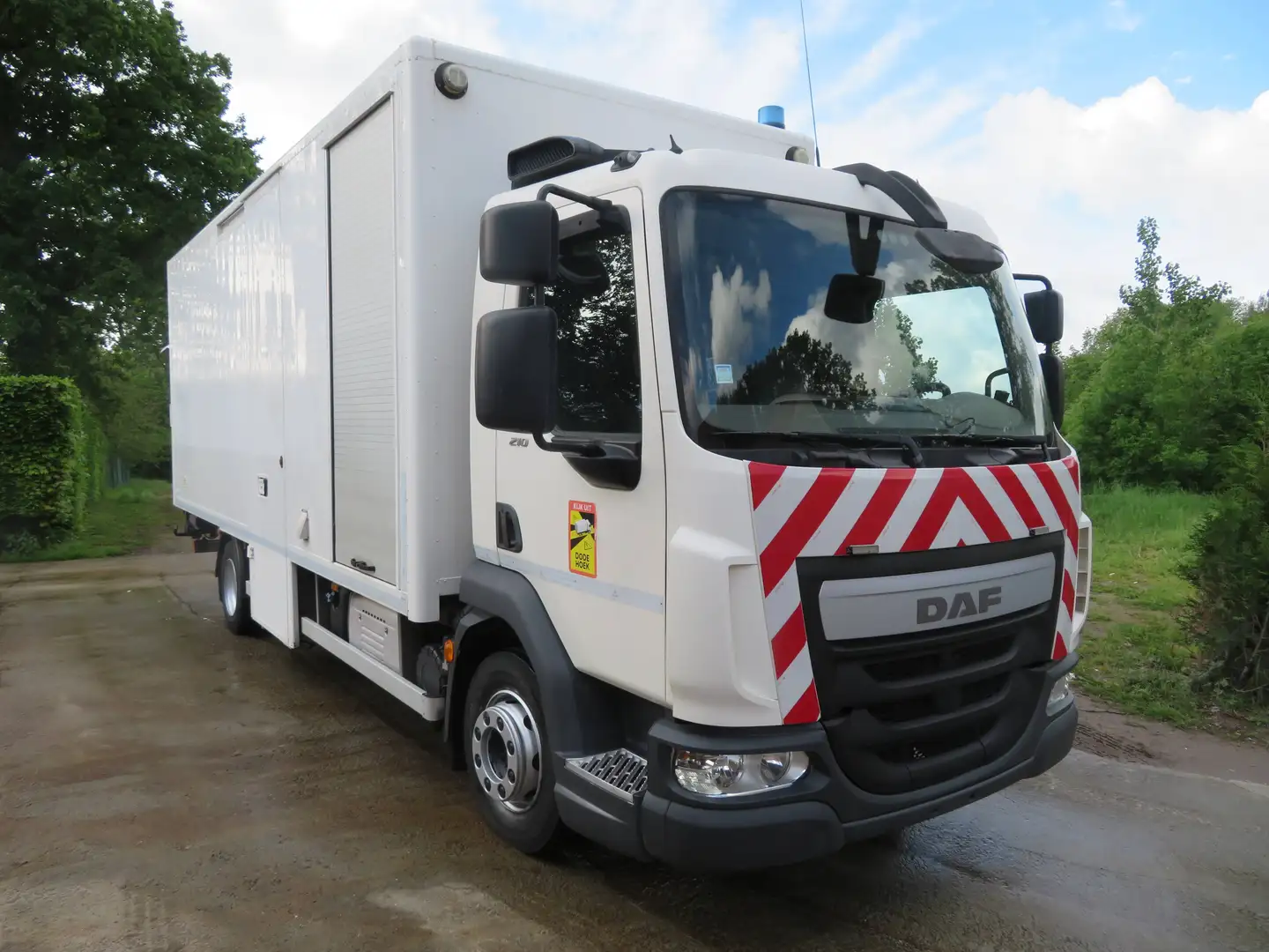 Trucks-Lkw DAF LF210FA - ingericht Weiß - 1
