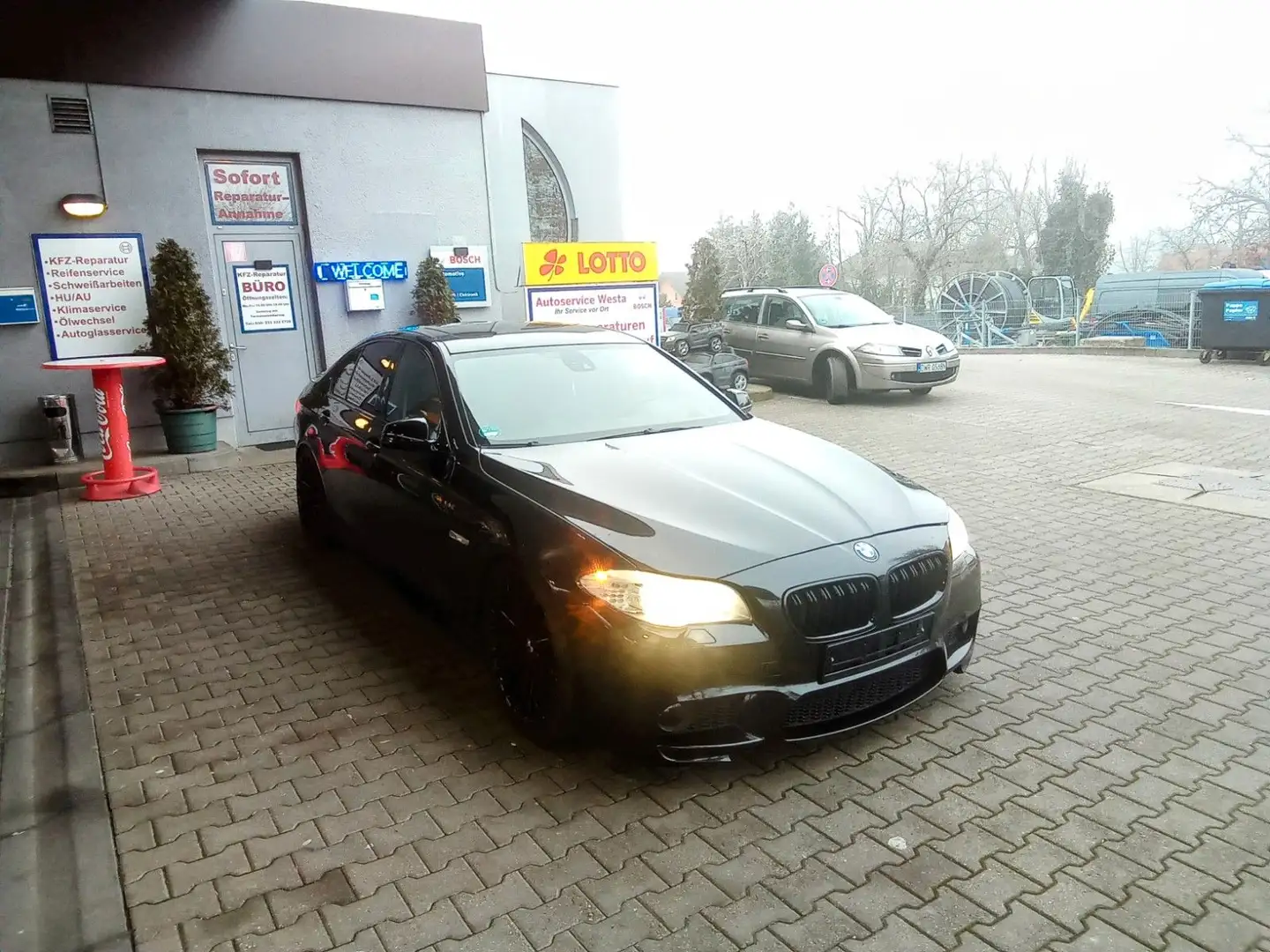 BMW 535 Baureihe 5 Lim. 535 i xDrive M5 Optik Schwarz - 1