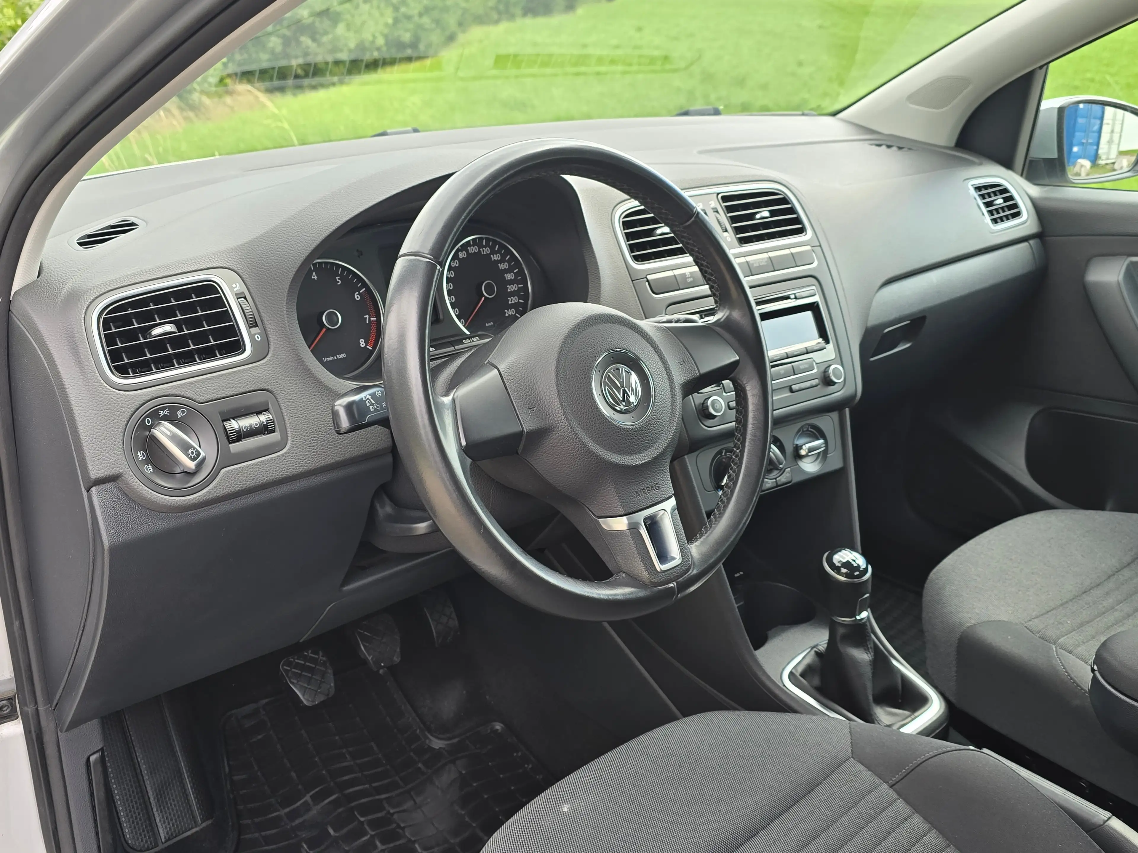 Volkswagen Polo Cross 12 Top* Kredit* Anhängerkupplung* Pickerl 03/26 — photo 12