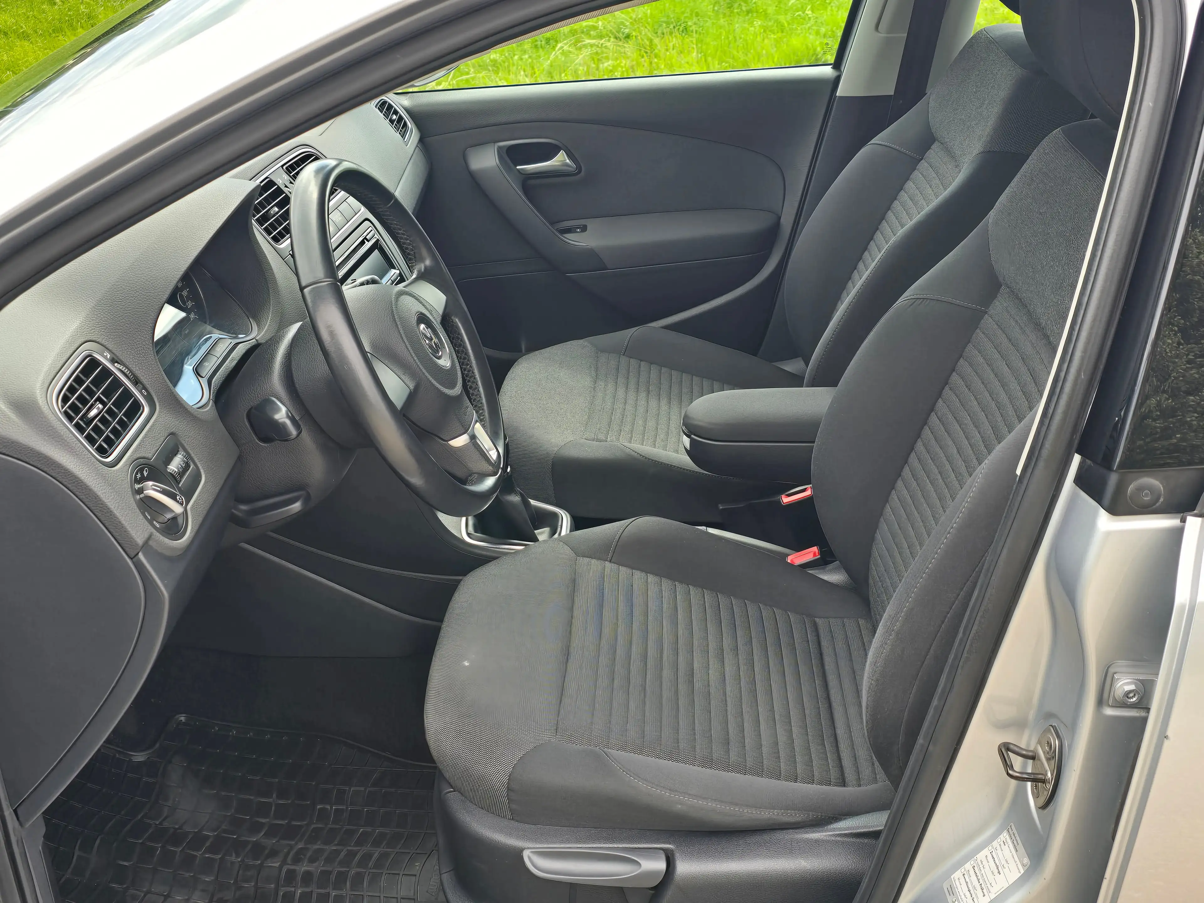 Volkswagen Polo Cross 12 Top* Kredit* Anhängerkupplung* Pickerl 03/26 — photo 10
