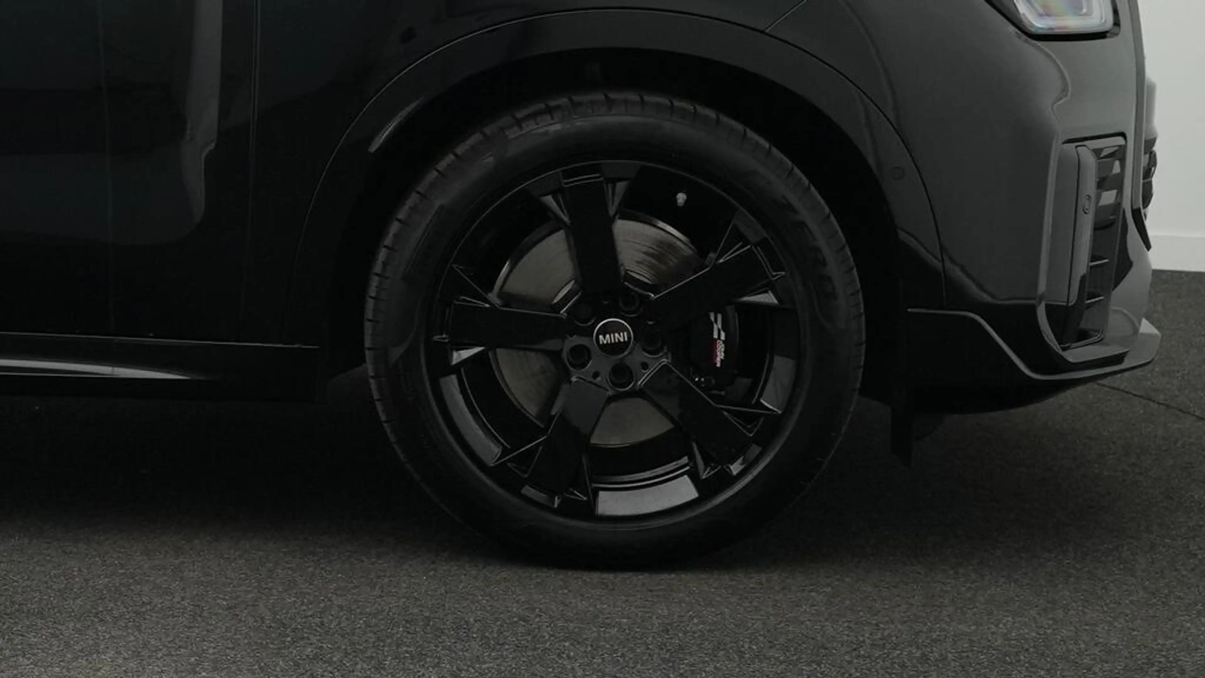 MINI Countryman C John Cooper Works Trim — photo 10