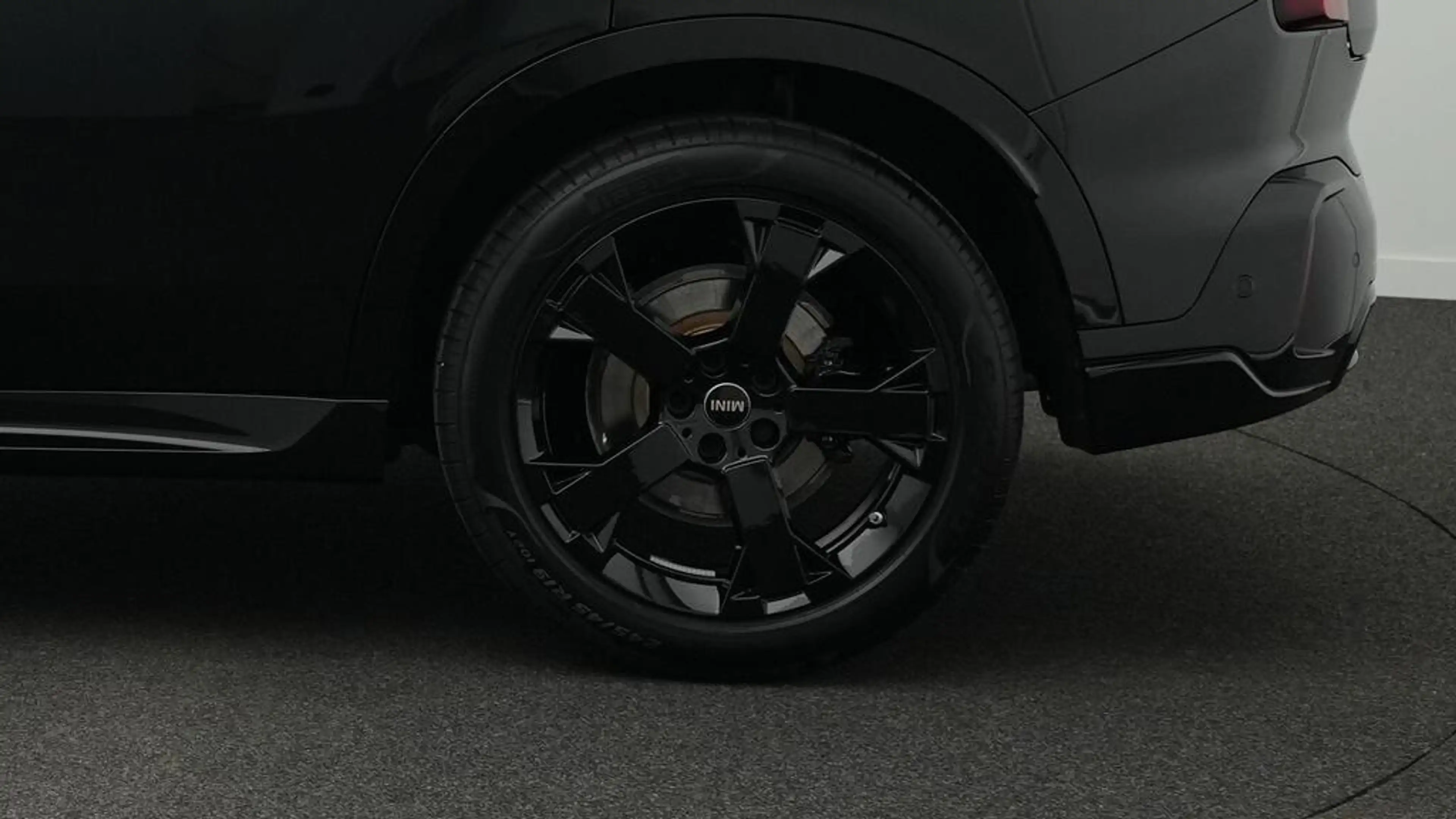 MINI Countryman C John Cooper Works Trim — photo 9