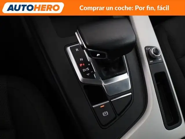 Audi A4 view 26