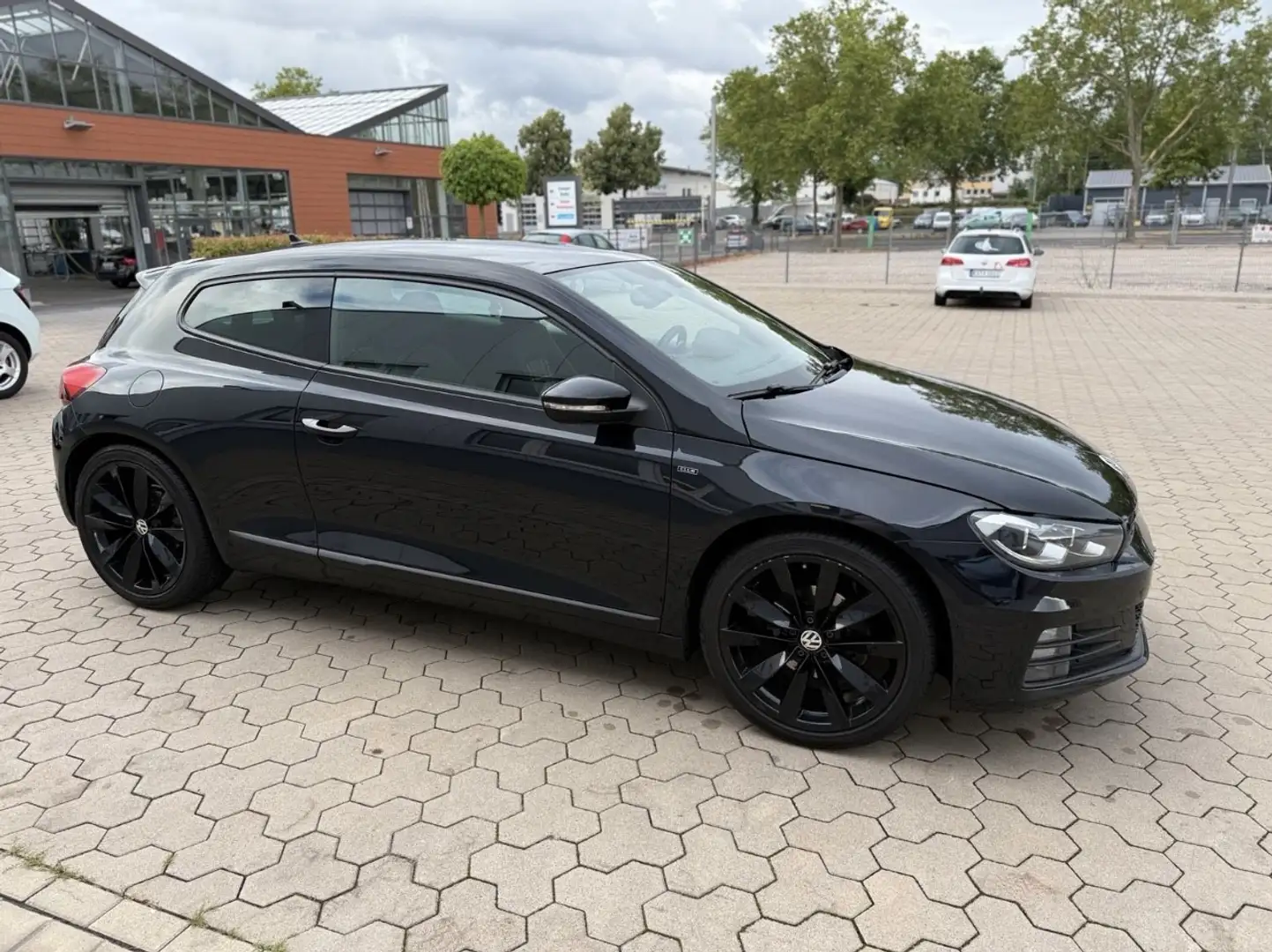 Volkswagen Scirocco 1.4 TSI BlueMotion Technology Club Black - 2