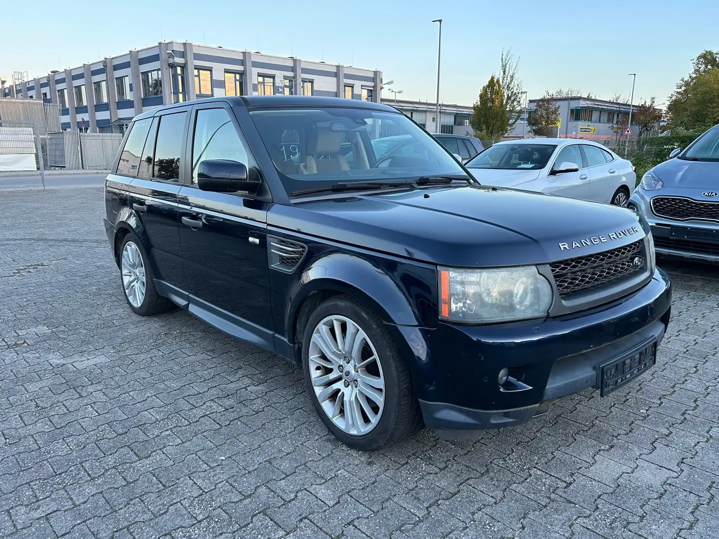 Land Rover Range Rover Sport TDV6 HSE Blau - 2