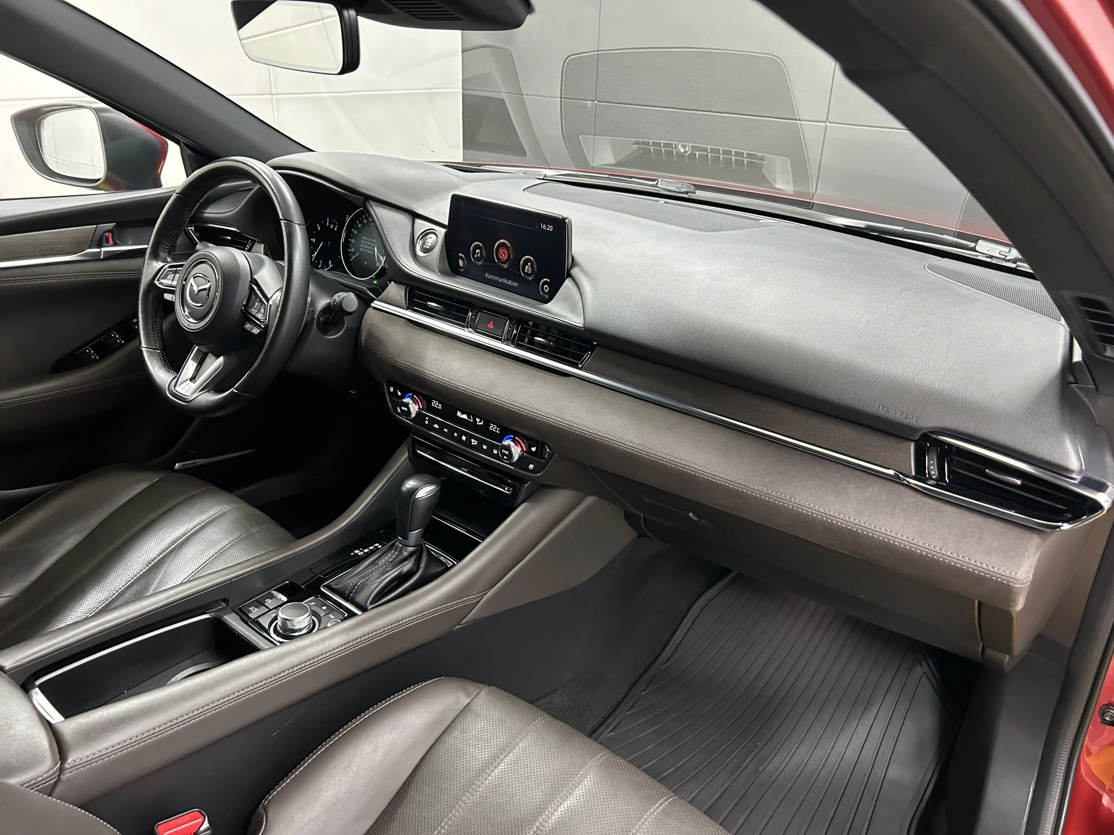 Mazda 6 Sports-Line+ACC+Matrix-LED+HUD+360*Kam+Memory — photo 11
