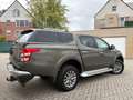 Mitsubishi L200 2.4 Diesel/Auto/Lichte Vracht /4 WD/12 M Garantie Noir - thumbnail 4