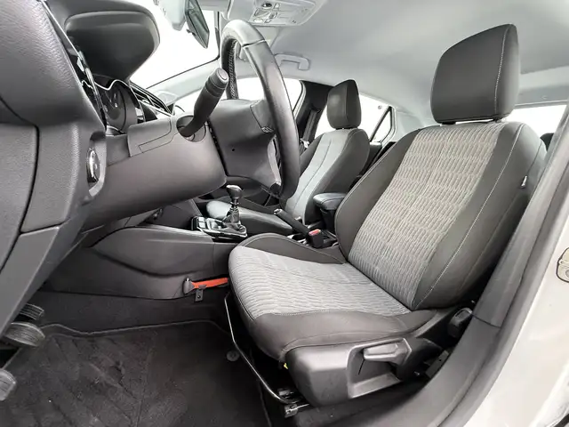 Opel Corsa view 10