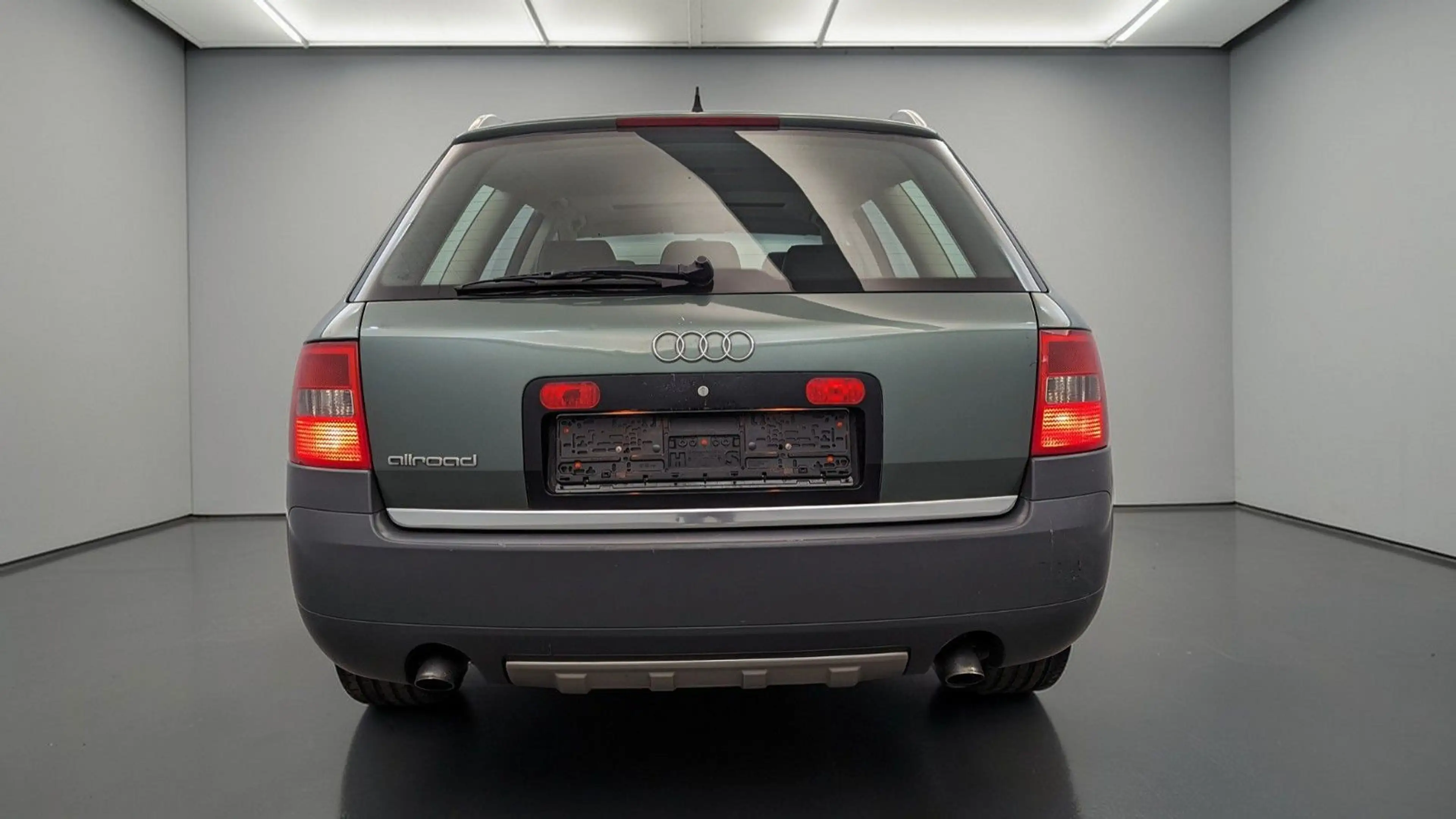 Audi A6 allroad 2.5TDI q Tip*2.Hand*Scheckheft*MEGAVO — photo 8