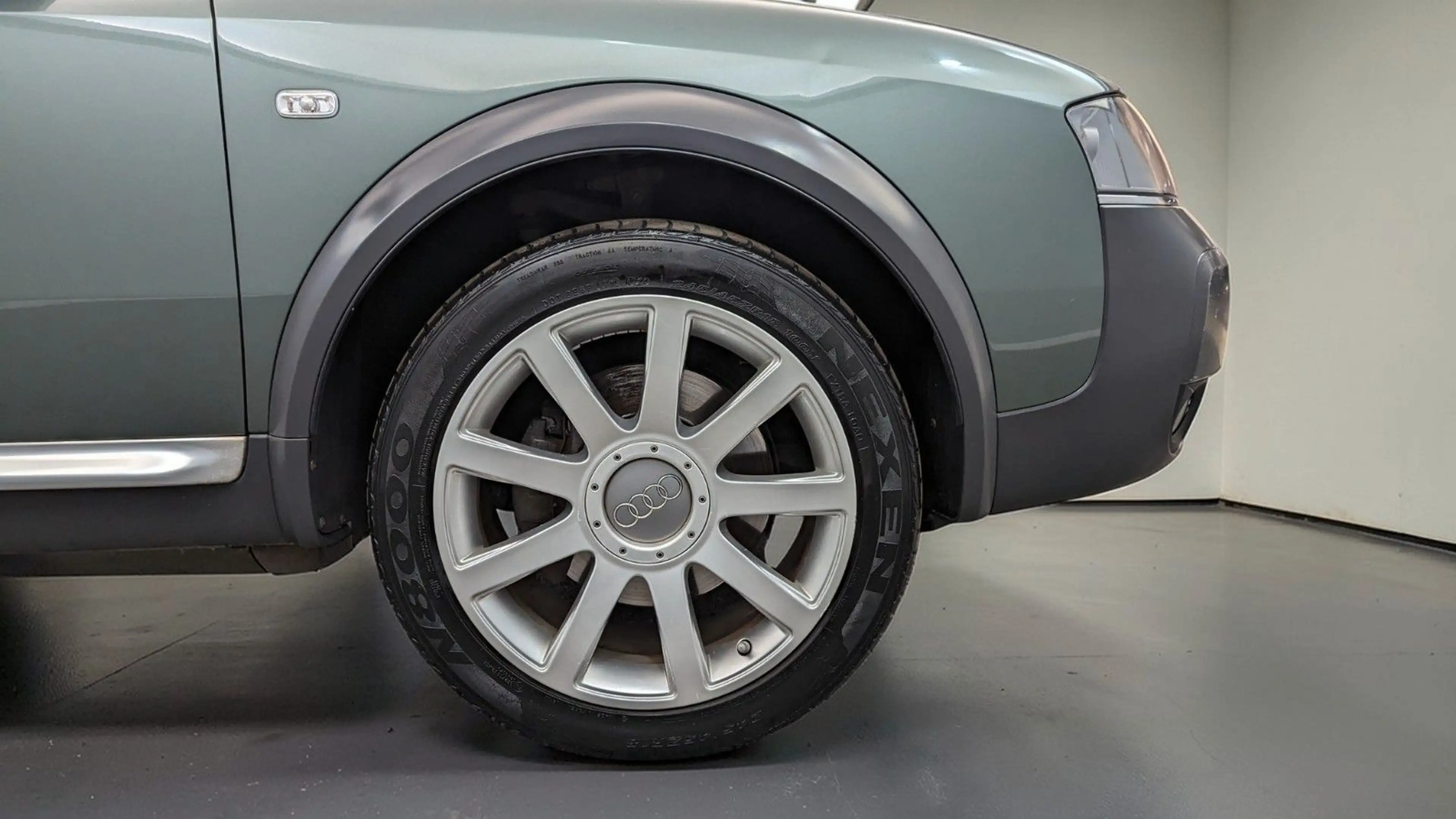 Audi A6 allroad 2.5TDI q Tip*2.Hand*Scheckheft*MEGAVO — photo 6
