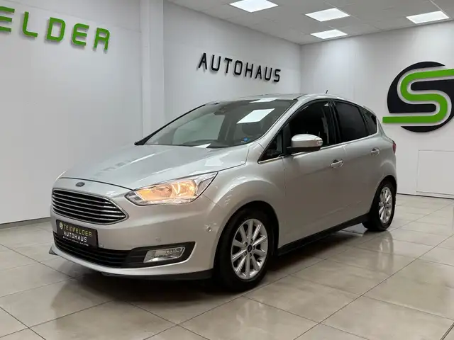 Ford C-Max view 3