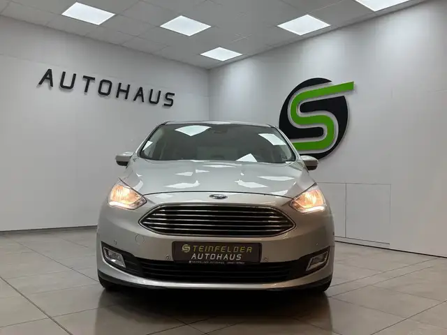 Ford C-Max view 2
