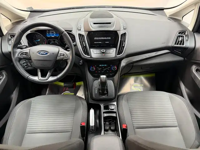 Ford C-Max view 15