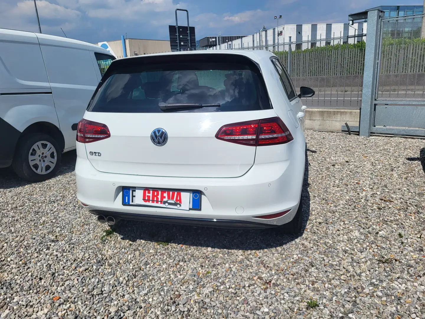 Volkswagen Golf 5p 2.0 tdi Highline Executive 150cv dsg E6 Blanco - 2