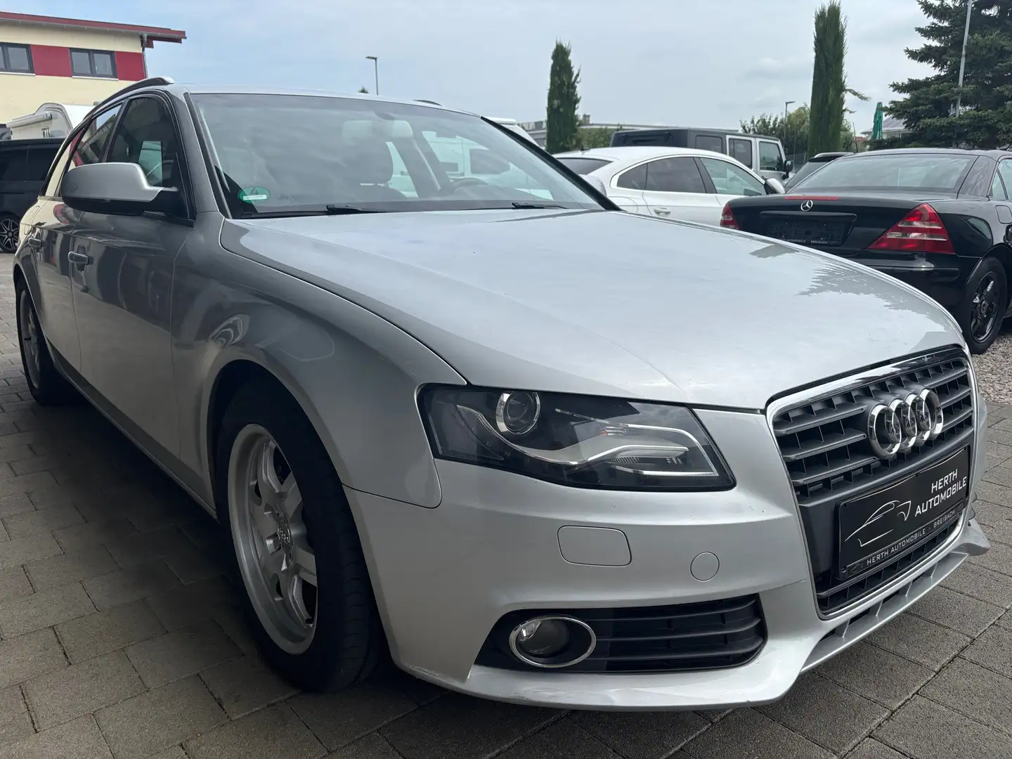 Audi A4 Avant 1.8 TFSI 160PS Kombi Gümüş rengi - 1