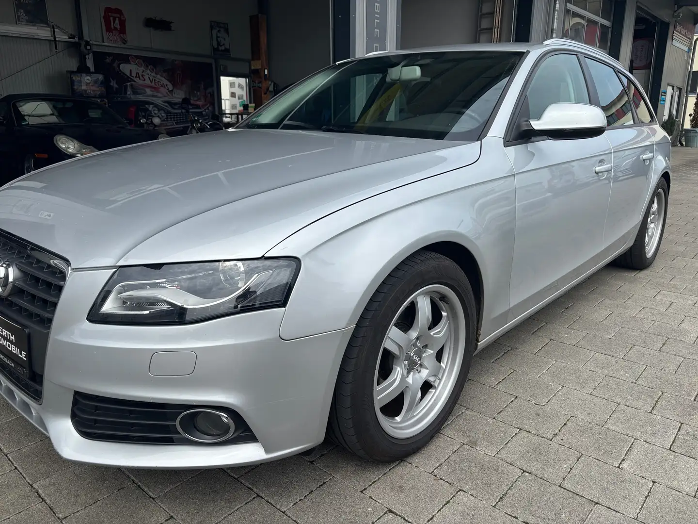 Audi A4 Avant 1.8 TFSI 160PS Kombi Gümüş rengi - 2