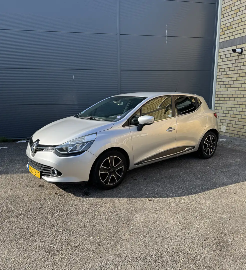 Renault Clio 0.9 TCe Dynamique Grijs - 1