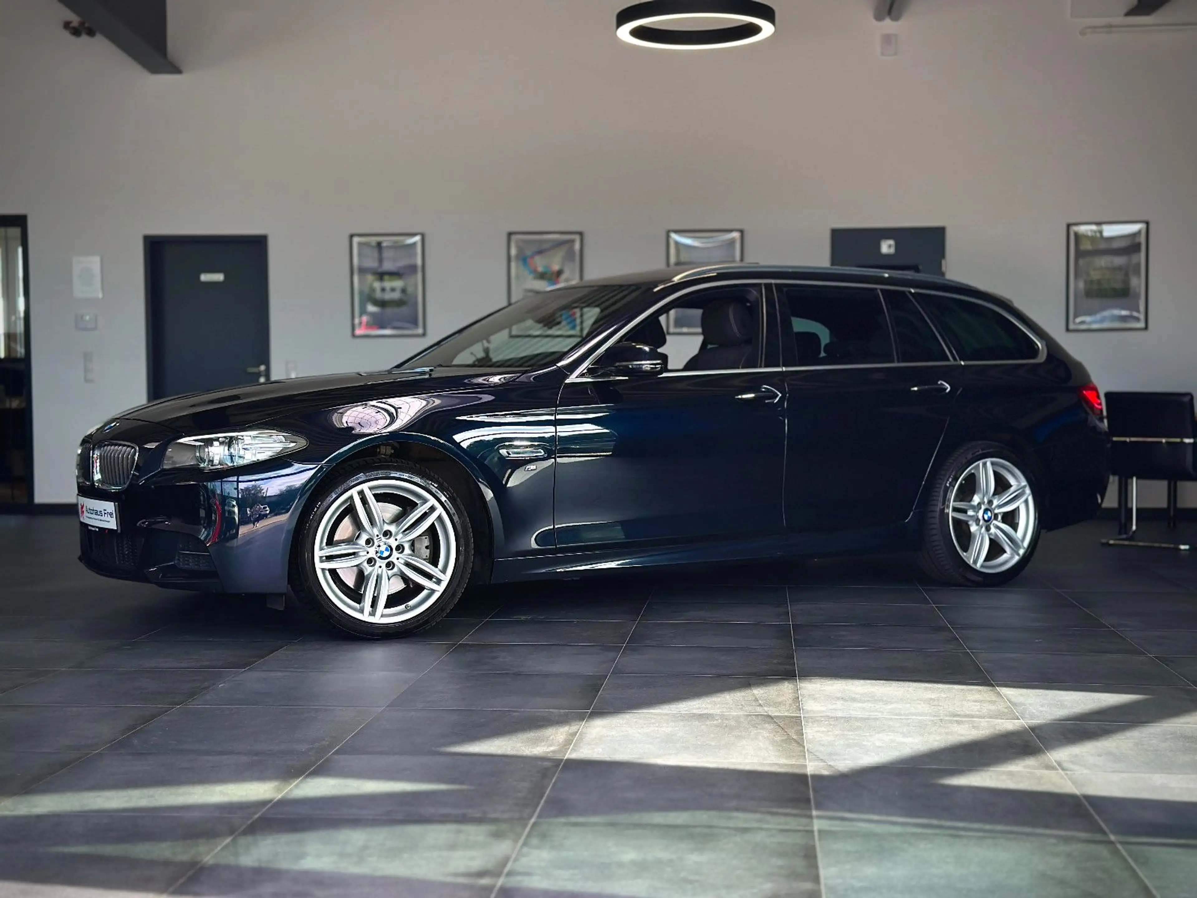 BMW 535 d xDrive M Sport*ACC*Standheizung*HUD*AHK*