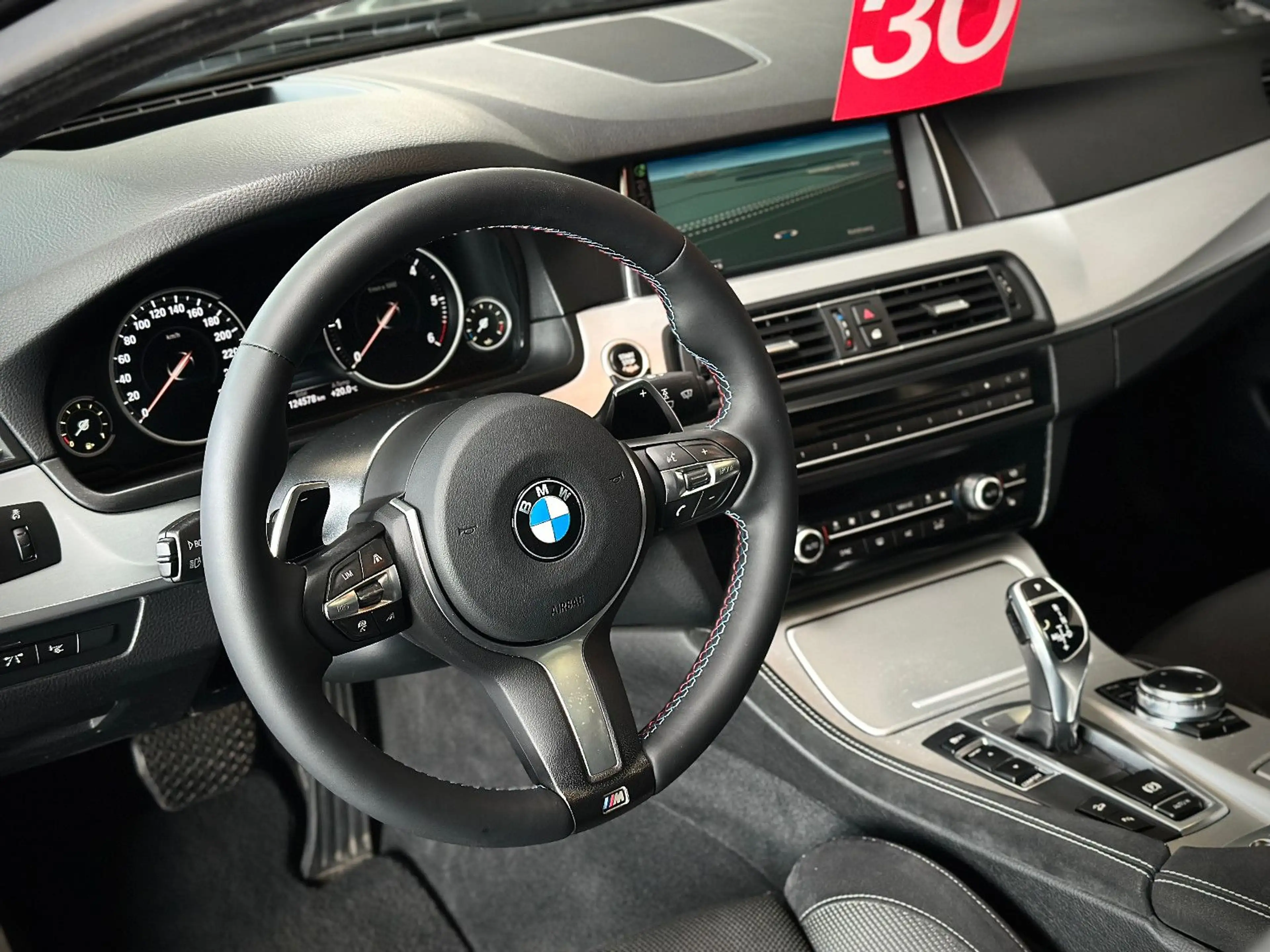 BMW 535 d xDrive M Sport*ACC*Standheizung*HUD*AHK* — photo 3
