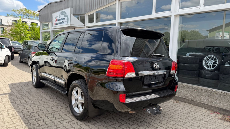 Toyota Land Cruiser LAND CRUISER 200 EXECUTIVE 7-SITZE/DEUTSCH/2.HD — photo 6