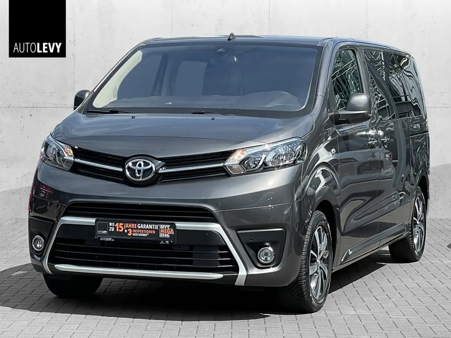 Toyota Proace Verso 2.0 D L1 D Team D +Navi+Kamera+ Šedá - 2