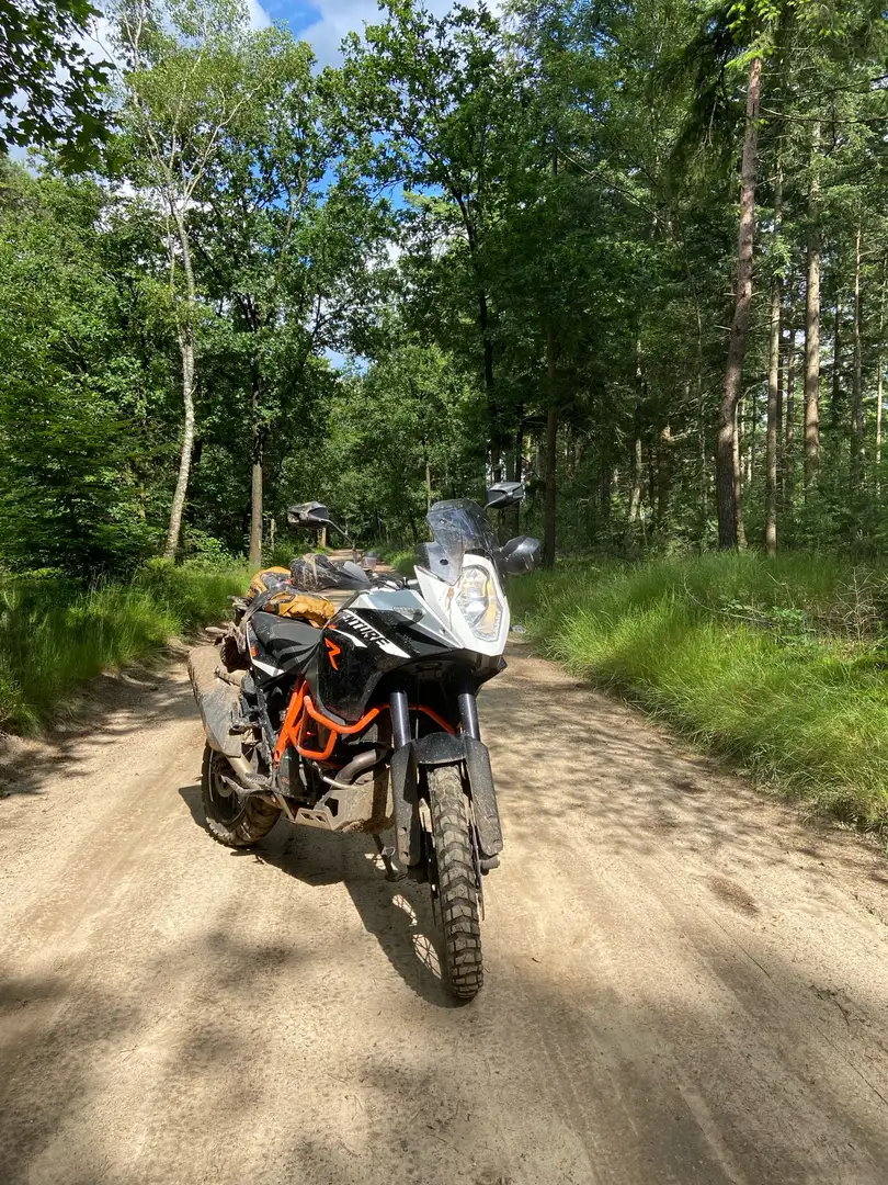 KTM 1190 Adventure R - 2