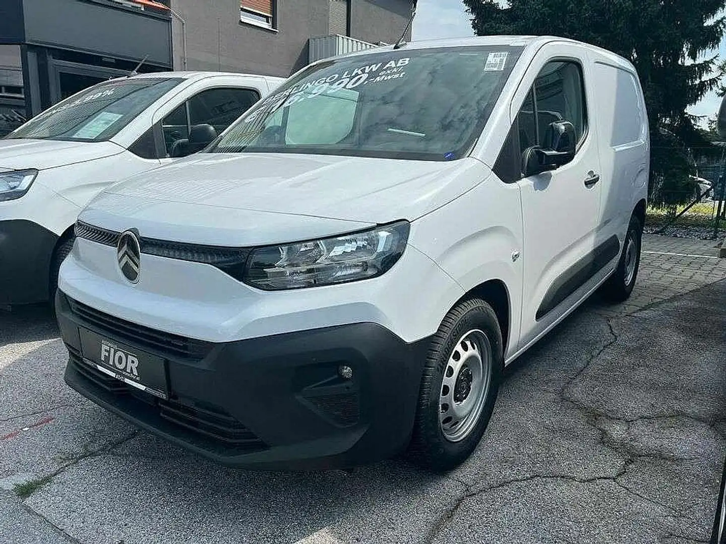 Citroen Berlingo Berlingo KW M BHDi 130 EAT8 S&S NETTO: € 21.710,- Weiß - 1