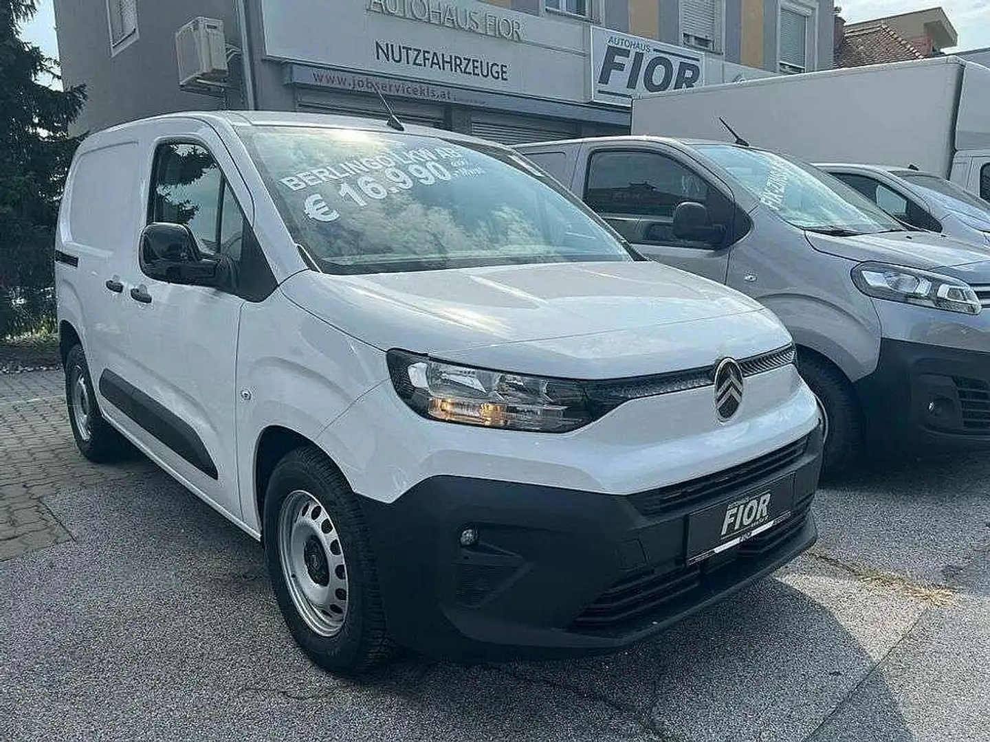 Citroen Berlingo Berlingo KW M BHDi 130 EAT8 S&S NETTO: € 21.710,- Weiß - 2