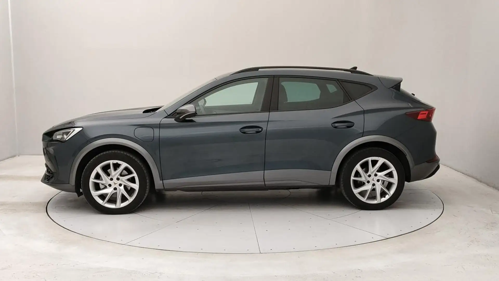 CUPRA Formentor 1.4 e-hybrid 204cv dsg Grigio - 2