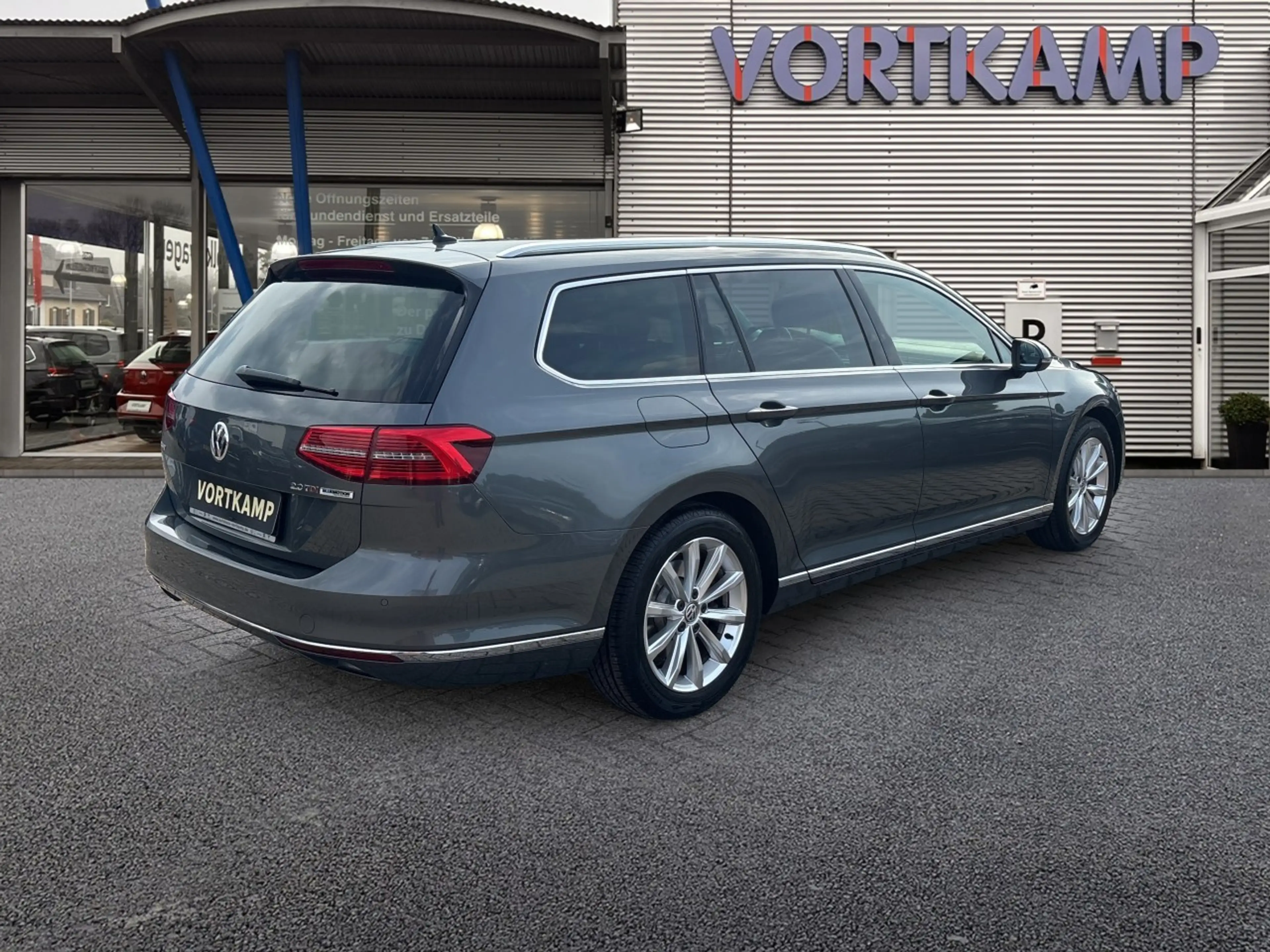 Volkswagen Passat Variant Highline Sitzklima/LED/DAB — photo 6