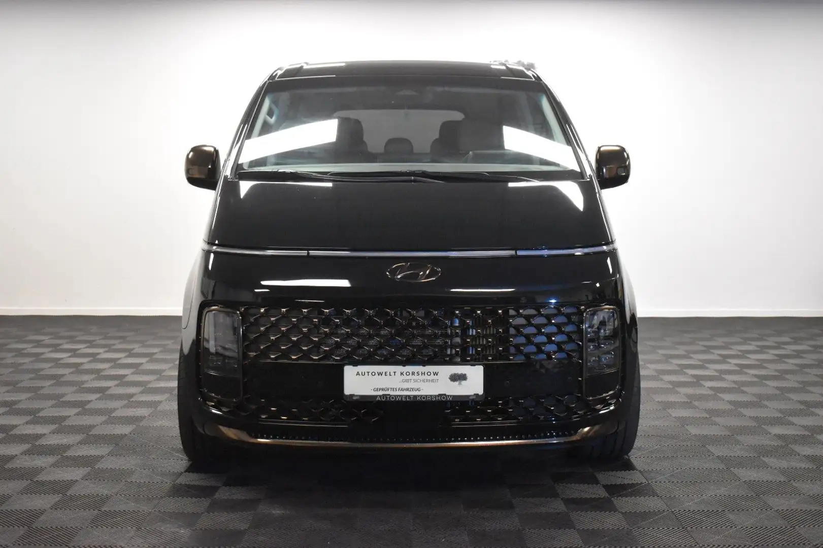 Hyundai STARIA Signature*7-SITZ*360°*ACC*BOSE*LEDER*LED Zwart - 2