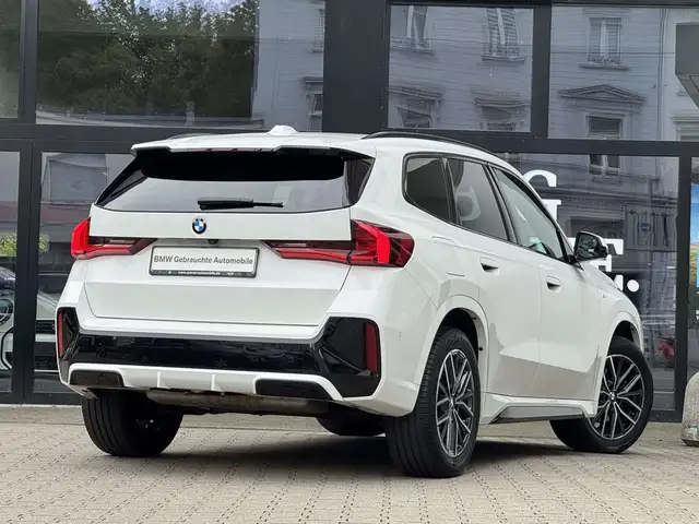 BMW X1 view 2