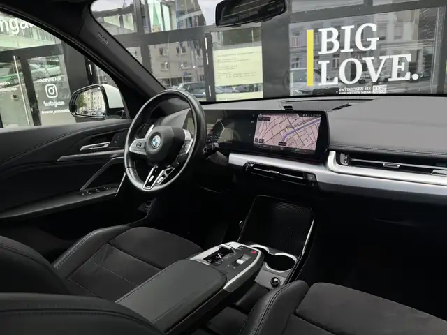 BMW X1 view 5