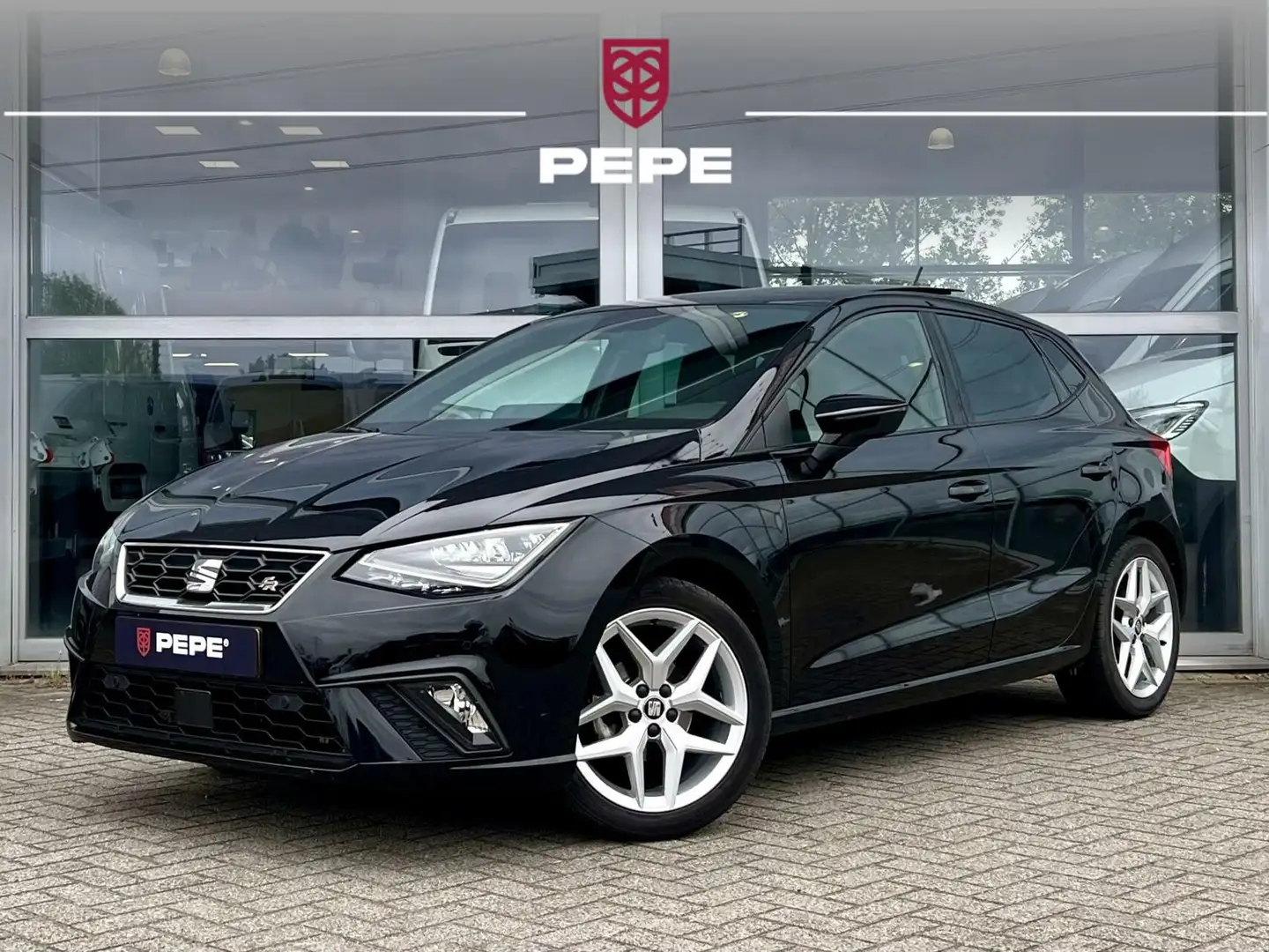 SEAT Ibiza 1.0 TSI FR|PANO|LED|VIRTUAL|CAMERA|STOELV|CARPLAY Schwarz - 1