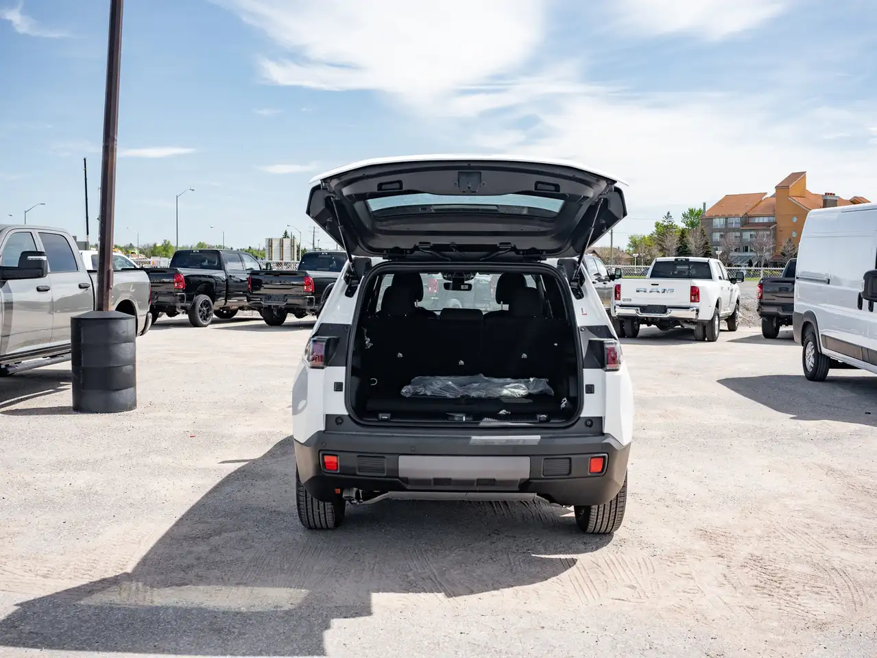 Jeep Cherokee снимка Jeep Cherokee