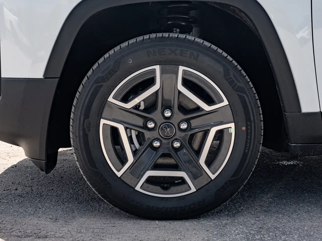 Jeep Cherokee снимка Jeep Cherokee