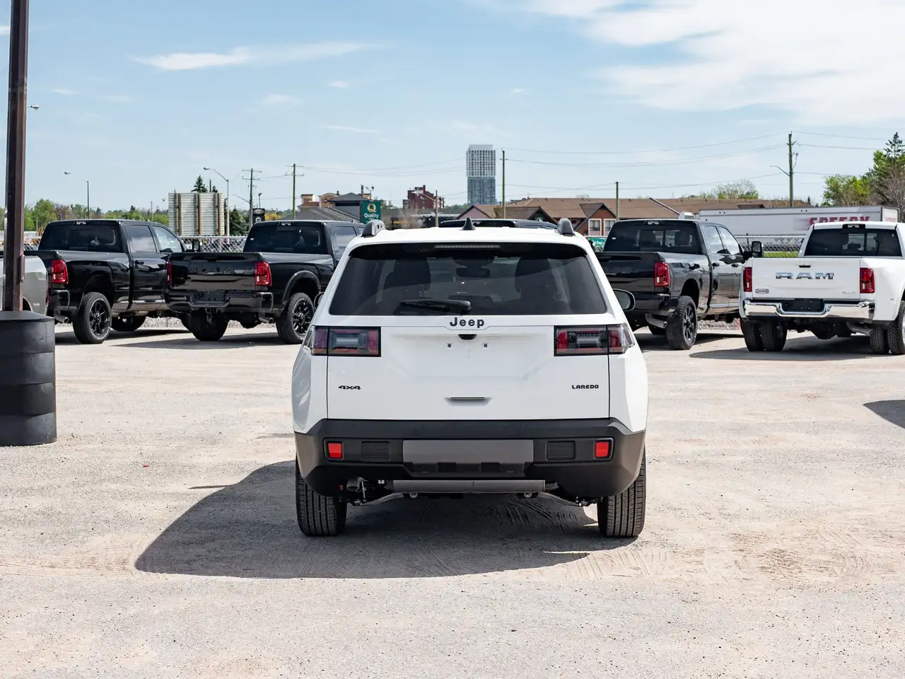Jeep Cherokee снимка Jeep Cherokee