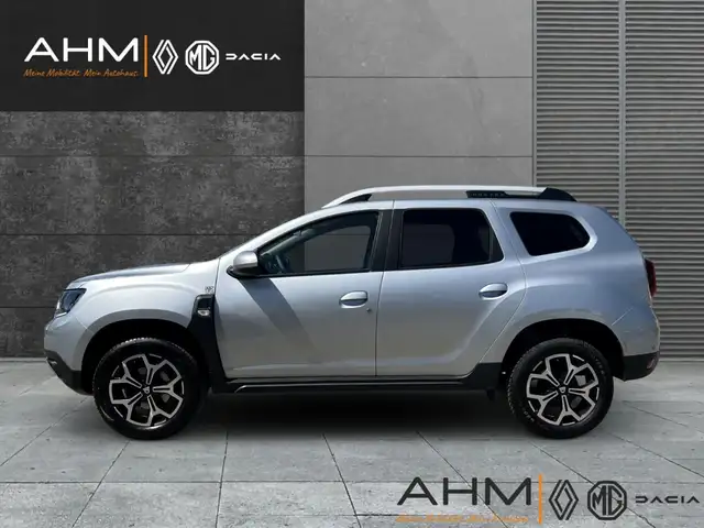 Dacia Duster view 5