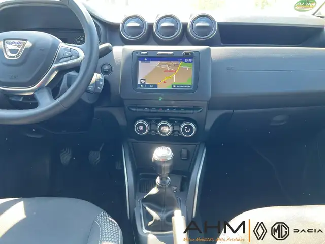 Dacia Duster view 16