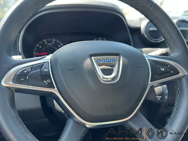 Dacia Duster view 23