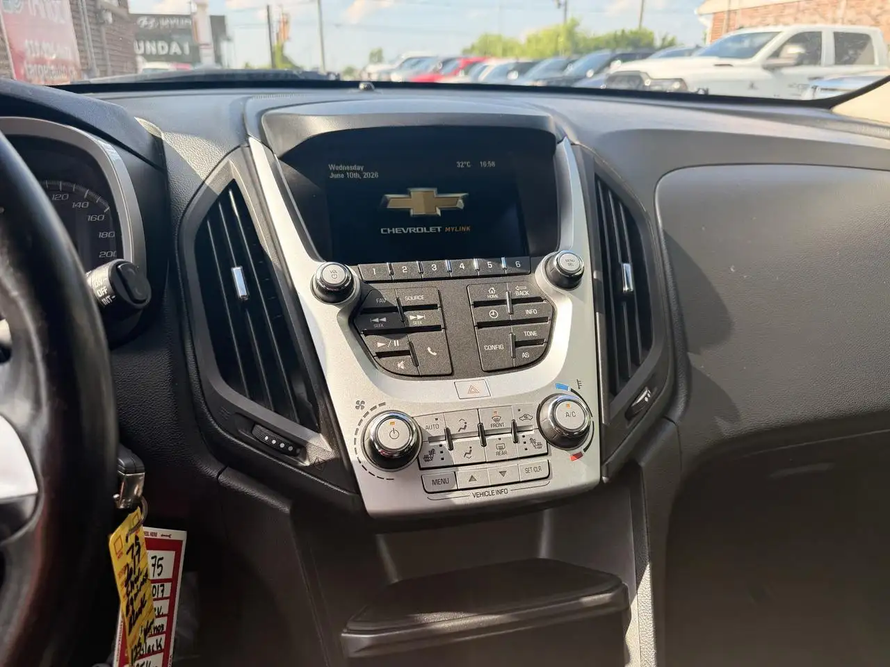 Chevrolet Equinox снимка Chevrolet Equinox