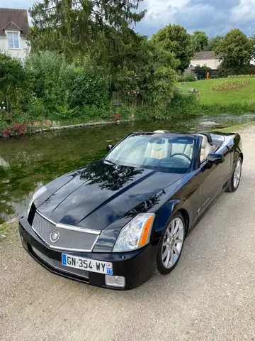 Cadillac XLR XLR-V 4.4 Northstar supercharged
