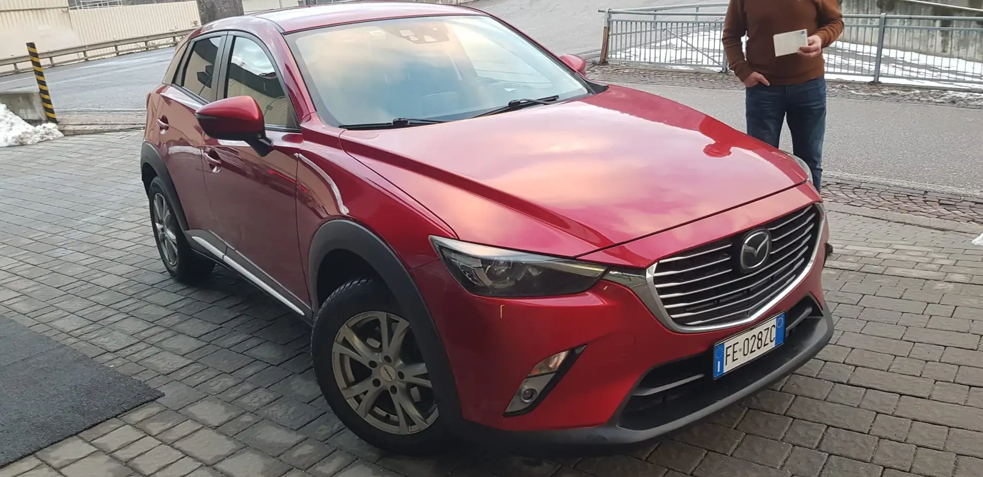 Mazda CX-3 CX-3 CD105 AWD "Innenausstattung schwarz" EURO 6B! Rot - 1