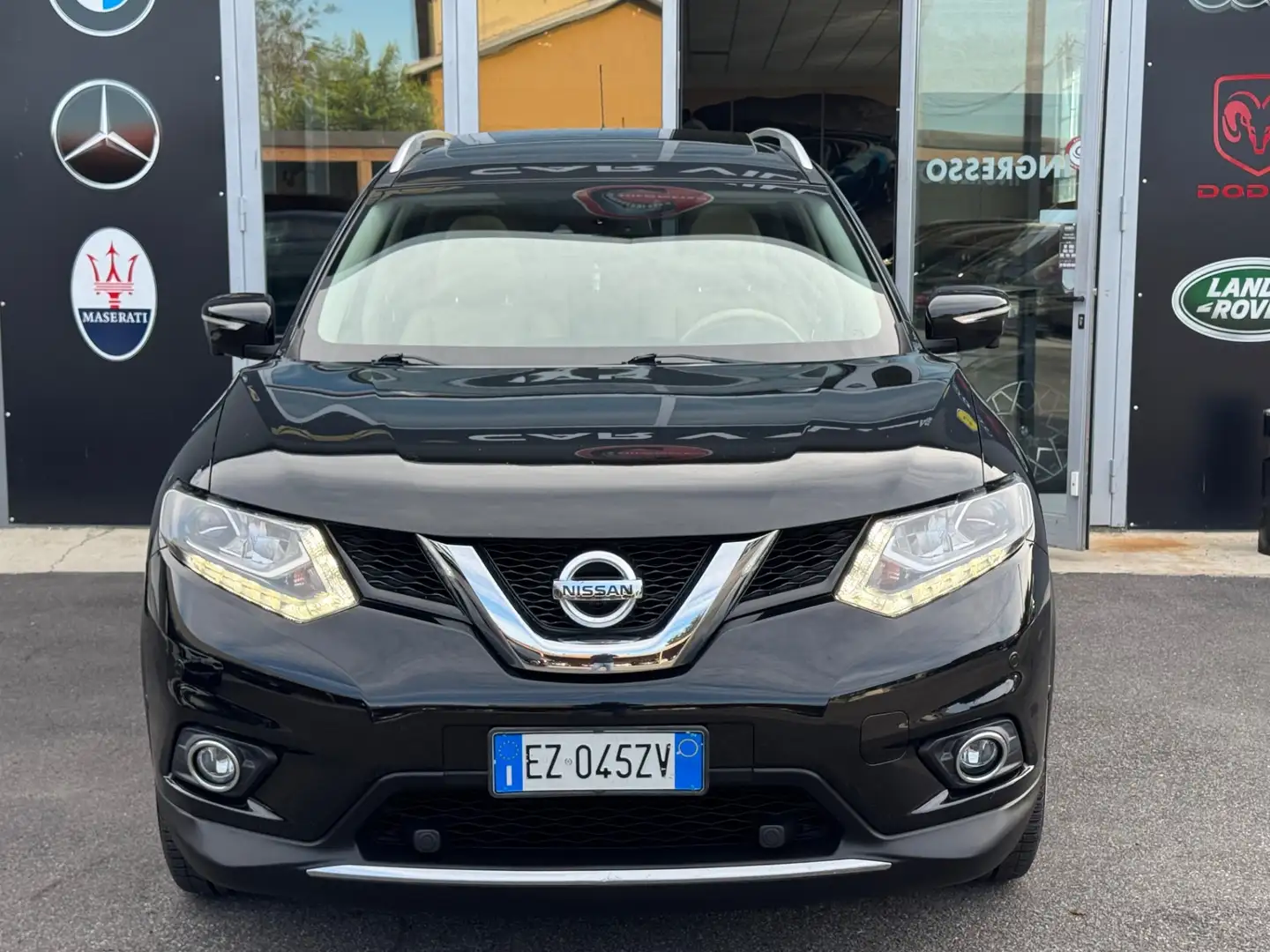 Nissan X-Trail X-Trail 1.6 dCi 2WD Tekna TETTO APRIBILE Nero - 2