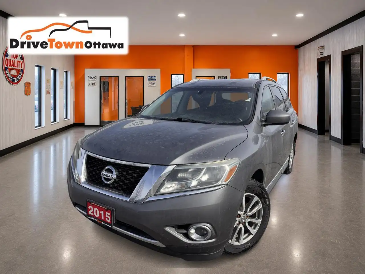 Nissan Pathfinder снимка Nissan Pathfinder