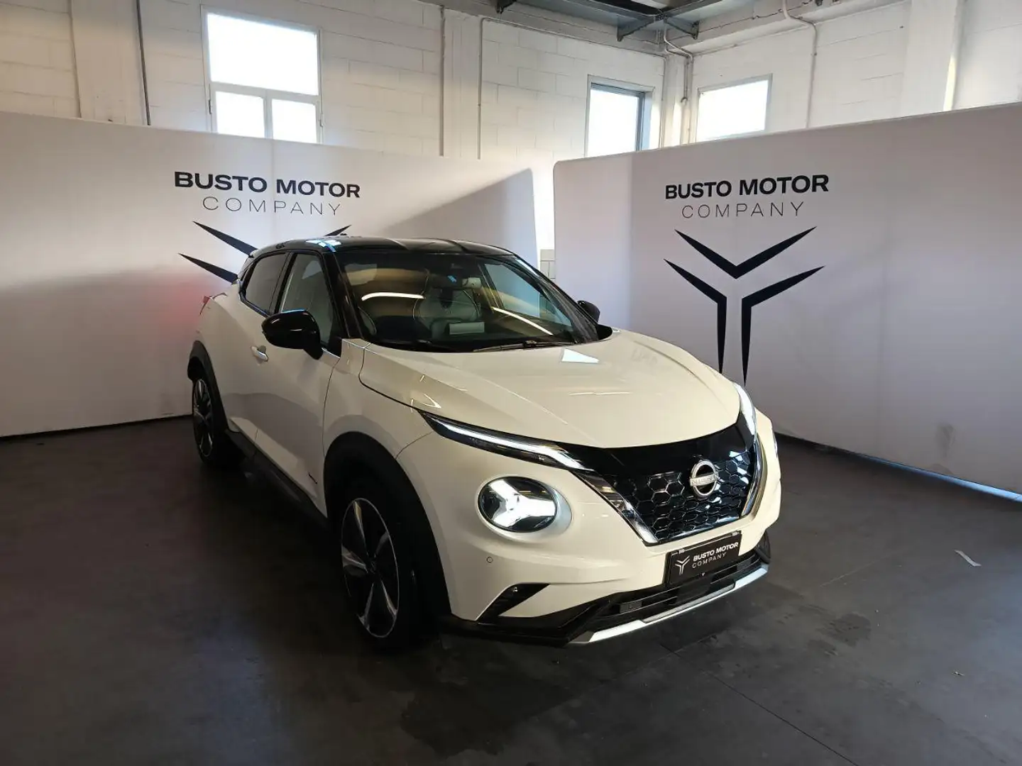 Nissan Juke 1.6 HEV N-Design Blanc - 1