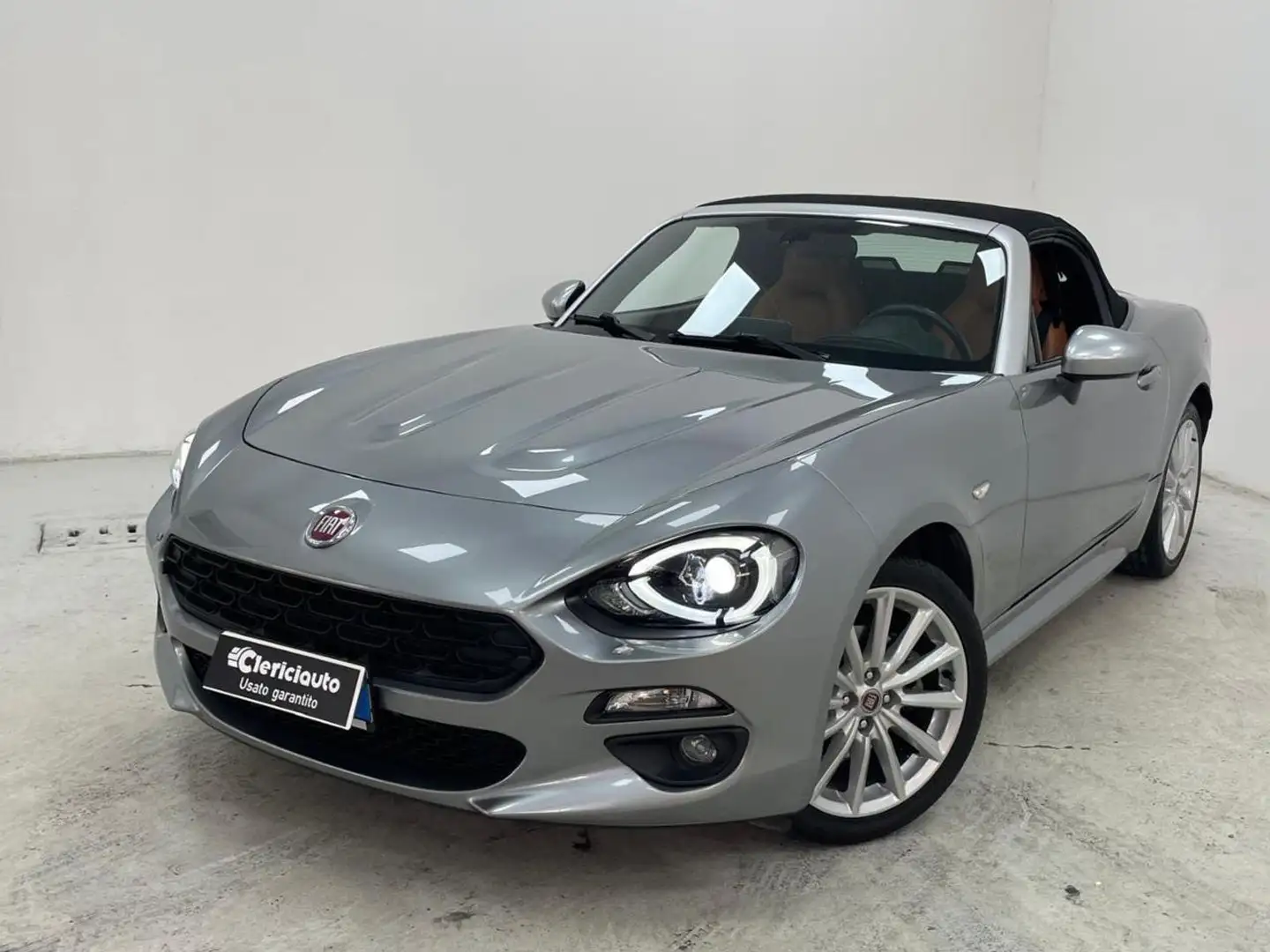 Fiat 124 Spider 1.4 MultiAir Lusso Grigio - 1