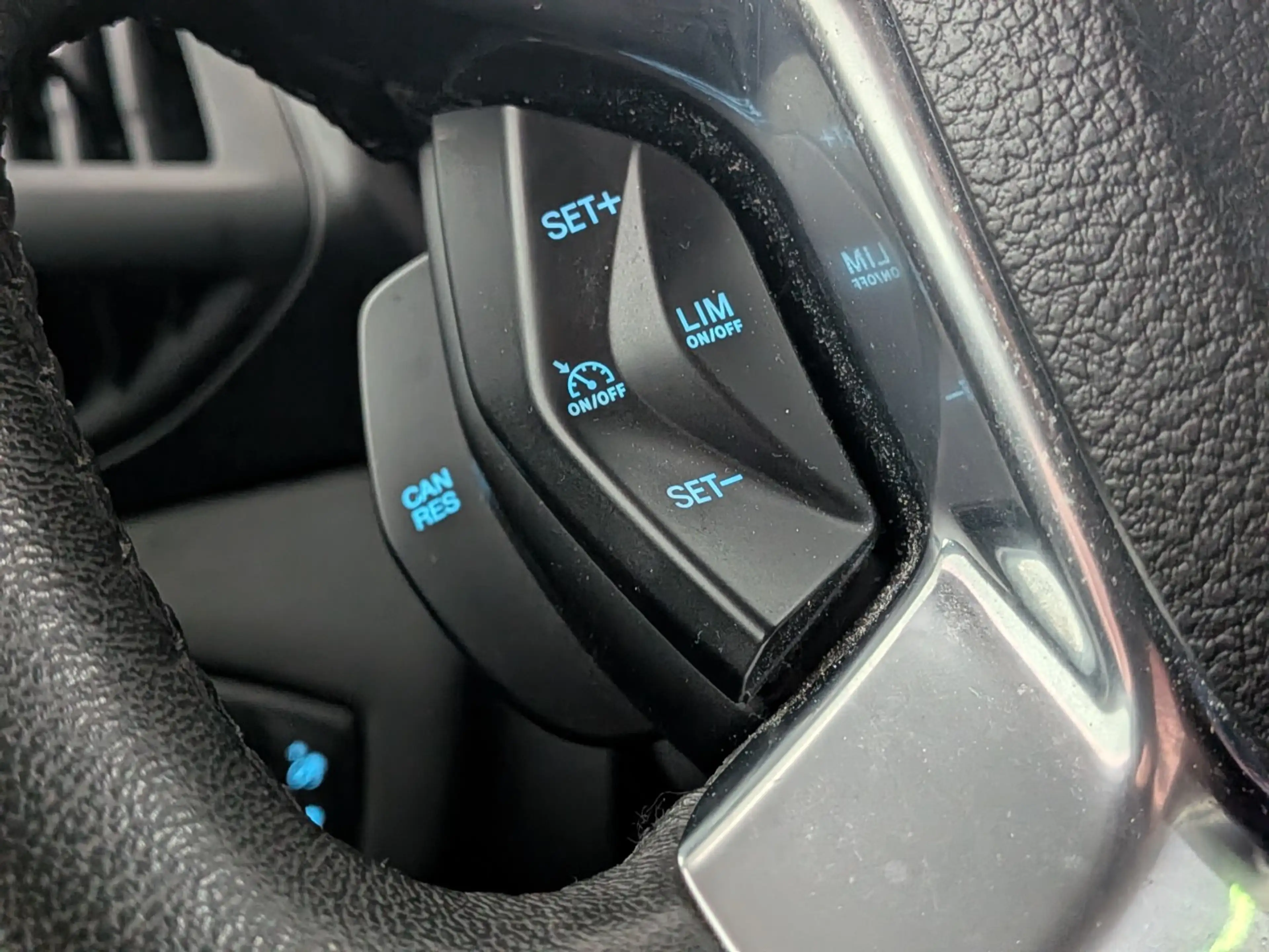 Ford Transit Connect 1.5 TDCI L1 Trend — photo 12