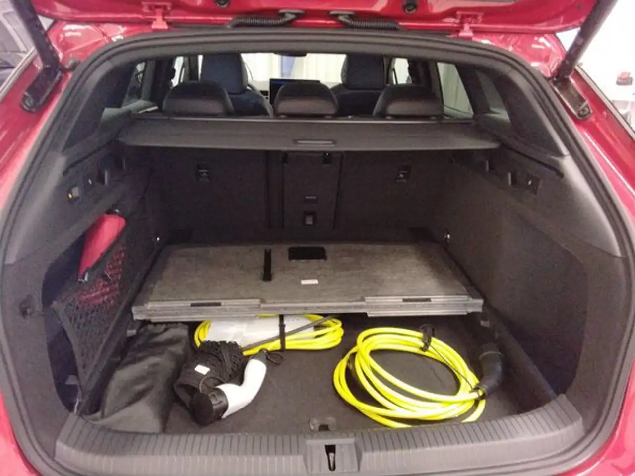 Volkswagen ID.7 GTX Tourer 4MOTION 250 kW (340 PS) 86 kWh 1-Gan..., миниатюра 9